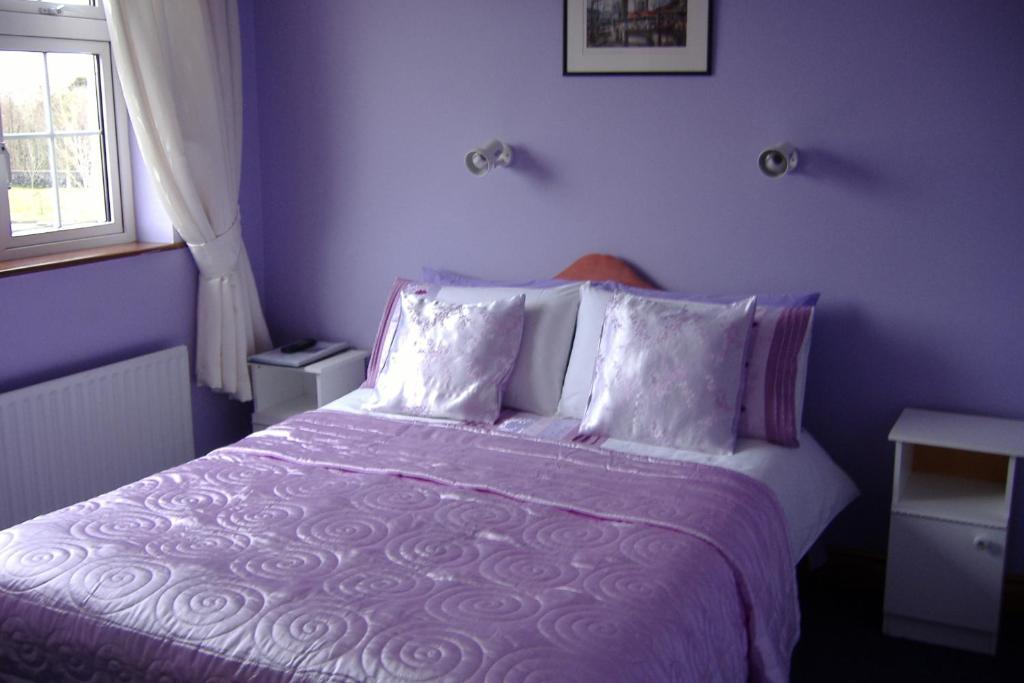 Riverwalk House B&B Оугтерард Екстериор снимка